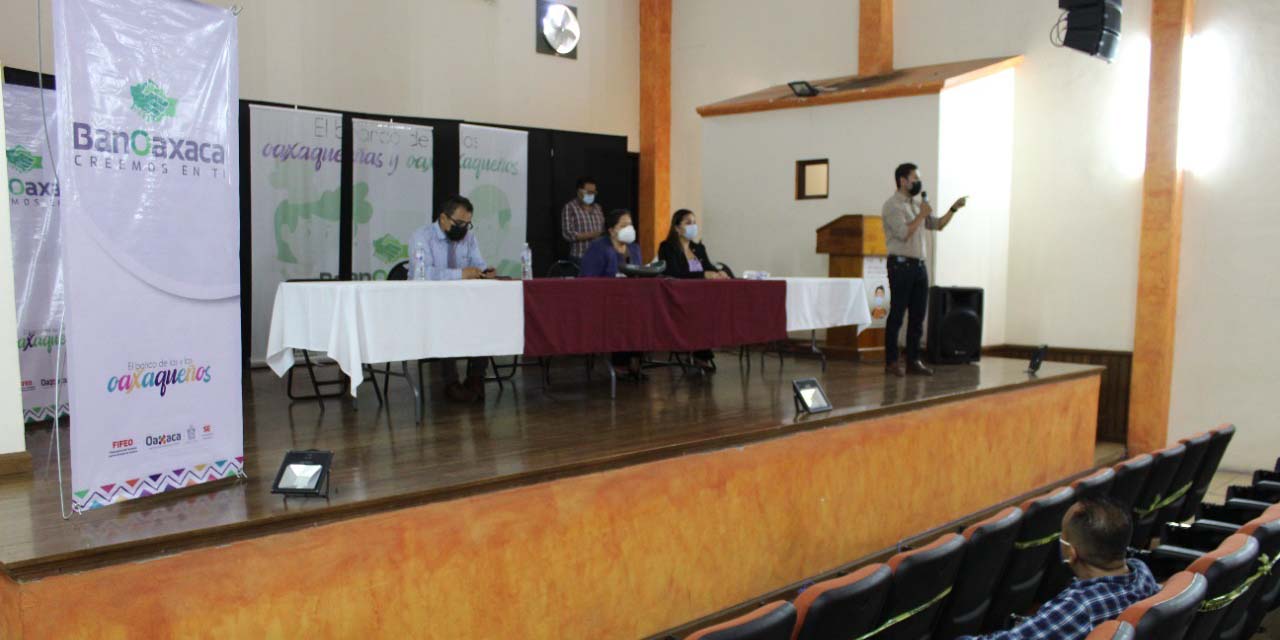 Entrega BanOaxaca 130 mil pesos en Créditos a la palabra en Huajuapan | El Imparcial de Oaxaca