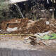 Piden retirar escombros en la calle Armenta y López