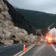 Continúan derrumbes en la autopista Cuacnopalan-Oaxaca