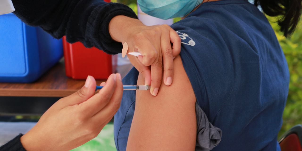 Inician mañana vacunación del ensayo clínico de Walvax  | El Imparcial de Oaxaca