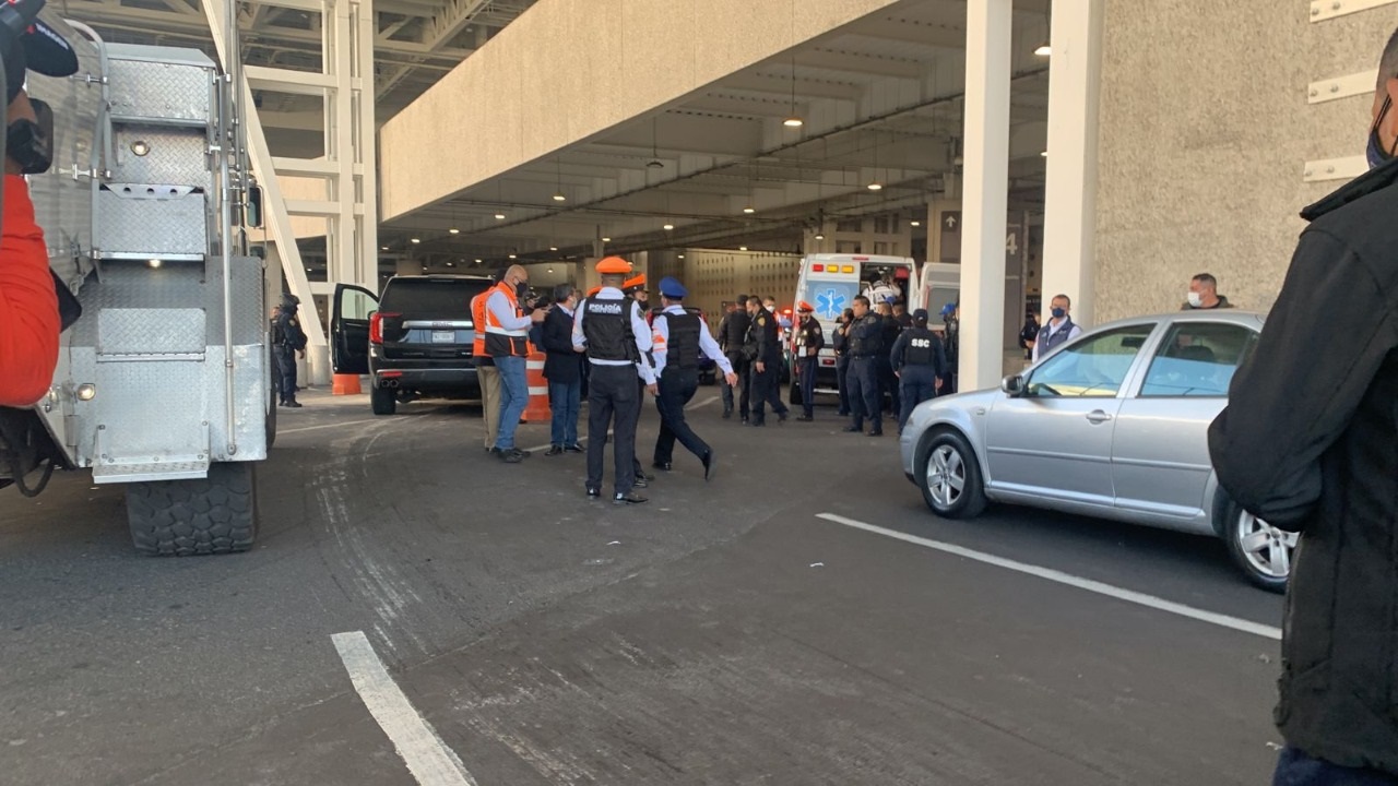 Video: Balacera en Terminal 2 del aeropuerto AICM, hay un detenido