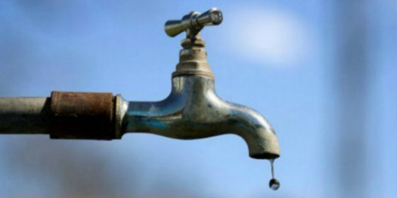 Sin agua, habitantes de la capital oaxaqueña padecen por cortes | El Imparcial de Oaxaca Sin agua, habitantes de la capital oaxaqueña padecen por cortes | El Imparcial de Oaxaca
