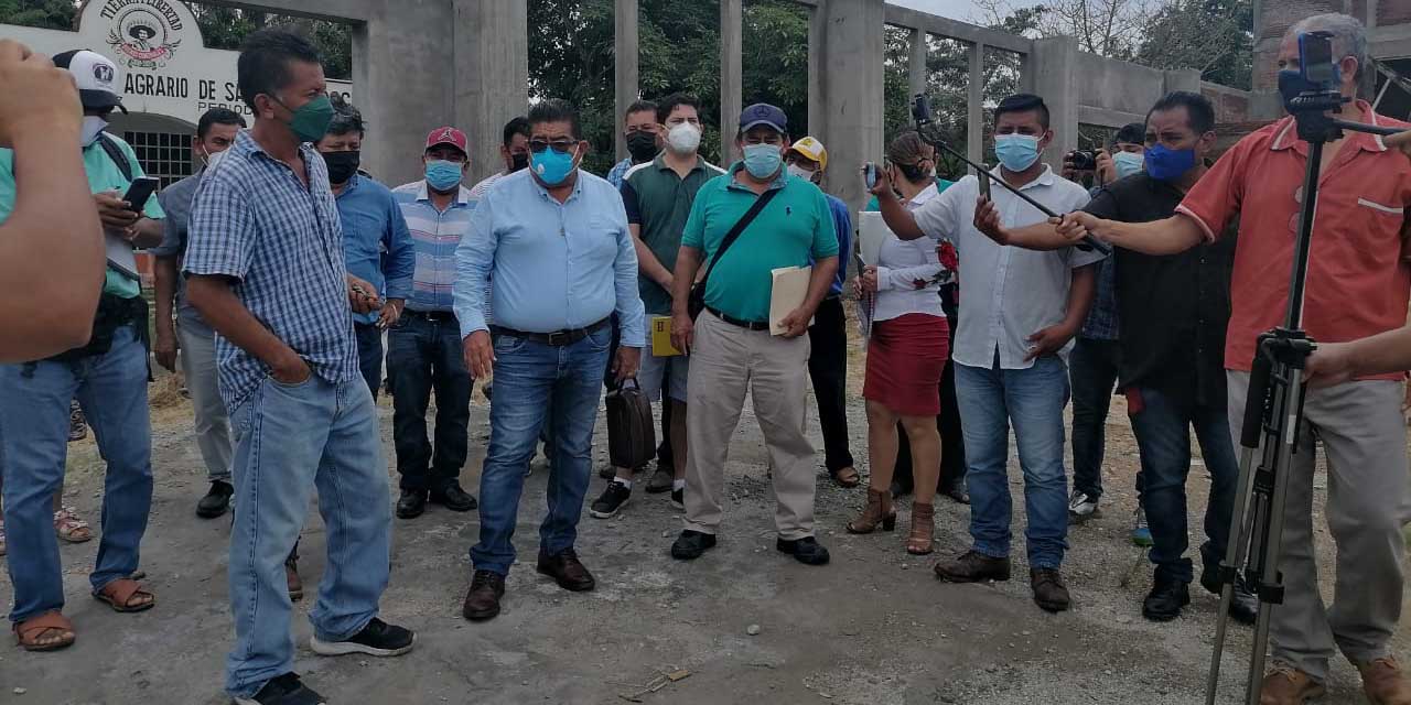 Acusan a “Chucho Reyes” de no entregar cuentas claras en San Pedro Pochutla | El Imparcial de Oaxaca