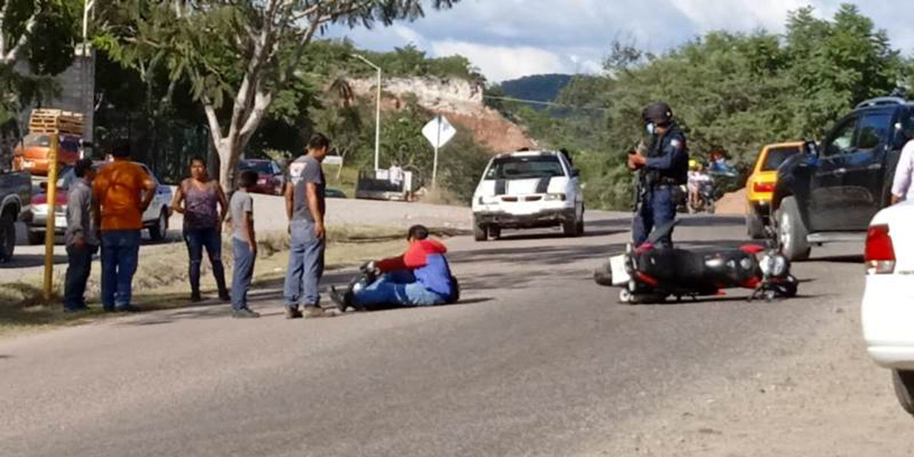 Graves tras accidentarse en motocicleta en carretera de Huajuapan | El Imparcial de Oaxaca