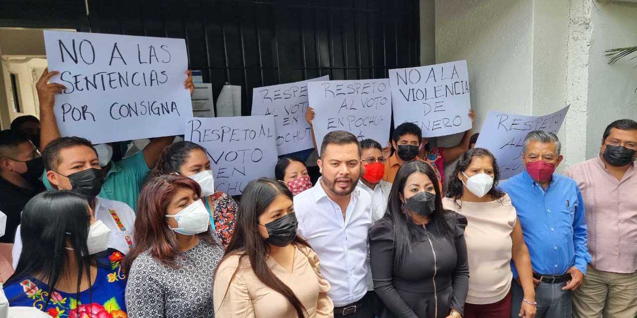 Acusan a Morena de sacar provecho de programas federales en Pochutla | El Imparcial de Oaxaca Acusan a Morena de sacar provecho de programas federales en Pochutla | El Imparcial de Oaxaca