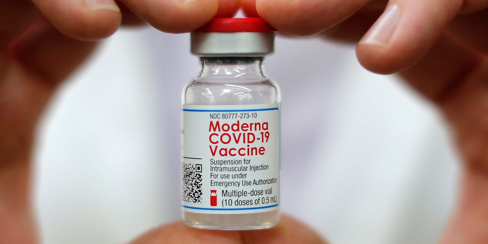 Panel de FDA vota a favor de una tercera dosis derefuerco de la vacuna covid de Moderna | El Imparcial de Oaxaca
