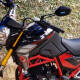 Roban motocicleta con lujo de violencia en Atzompa