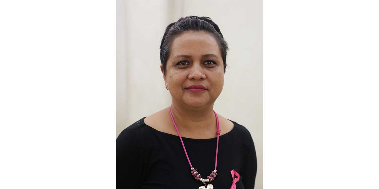 “Aquí estoy”, dice una guerrera contra el cáncer | El Imparcial de Oaxaca