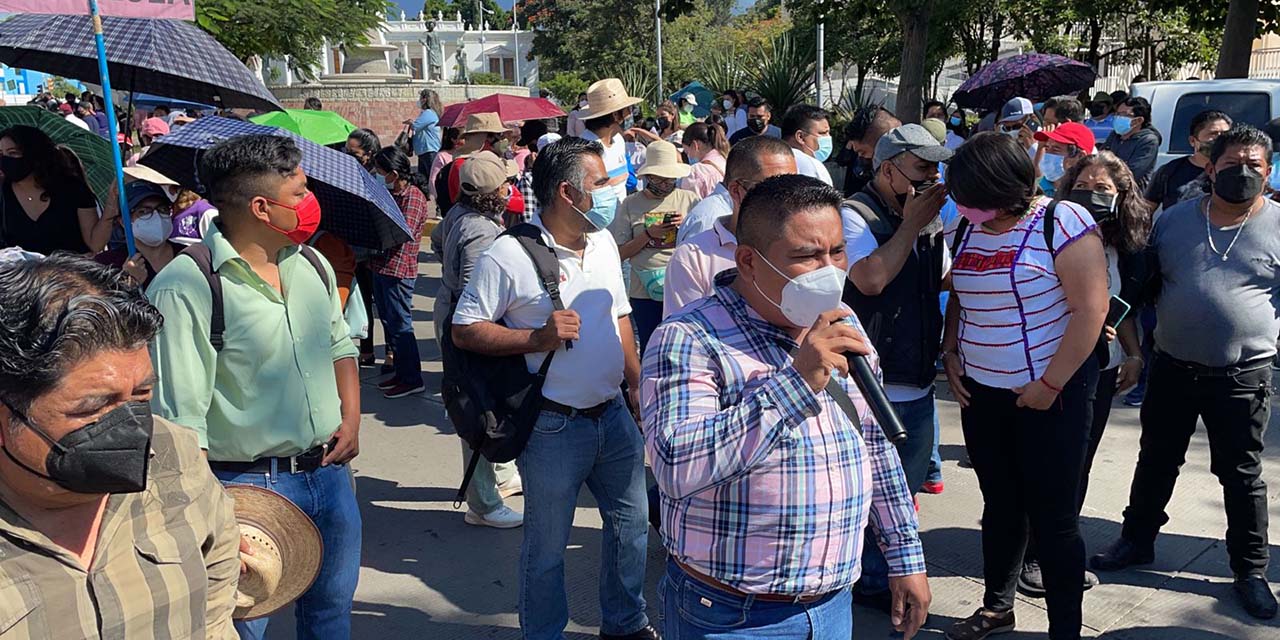 Marcha Sección 22 al centro de la ciudad | El Imparcial de Oaxaca