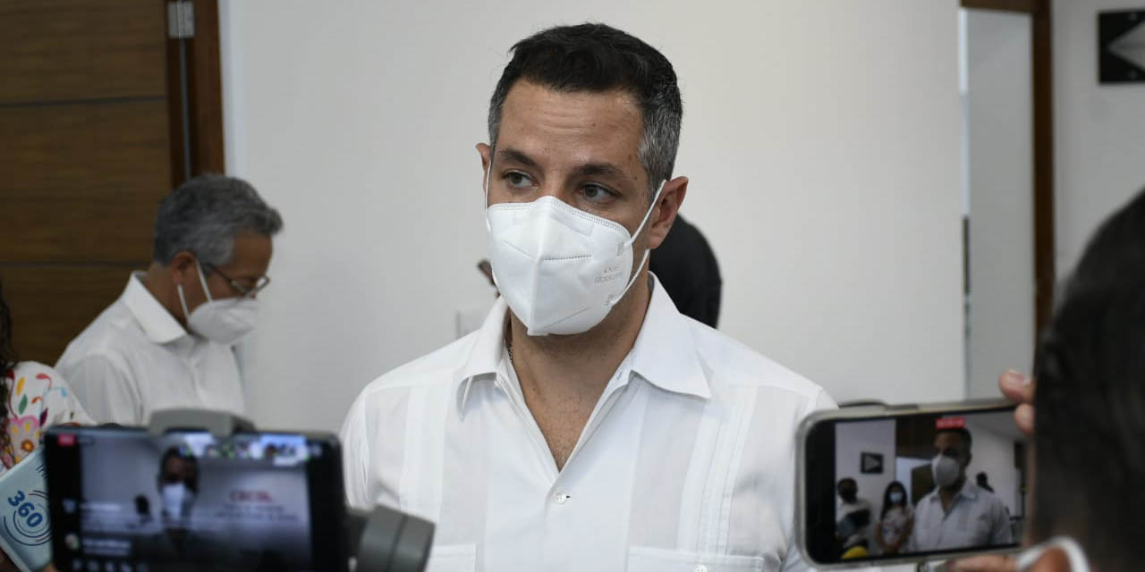 Levante la mano quien quiera sucederme”, sugiere Murat | El Imparcial de Oaxaca Levante la mano quien quiera sucederme”, sugiere Murat | El Imparcial de Oaxaca