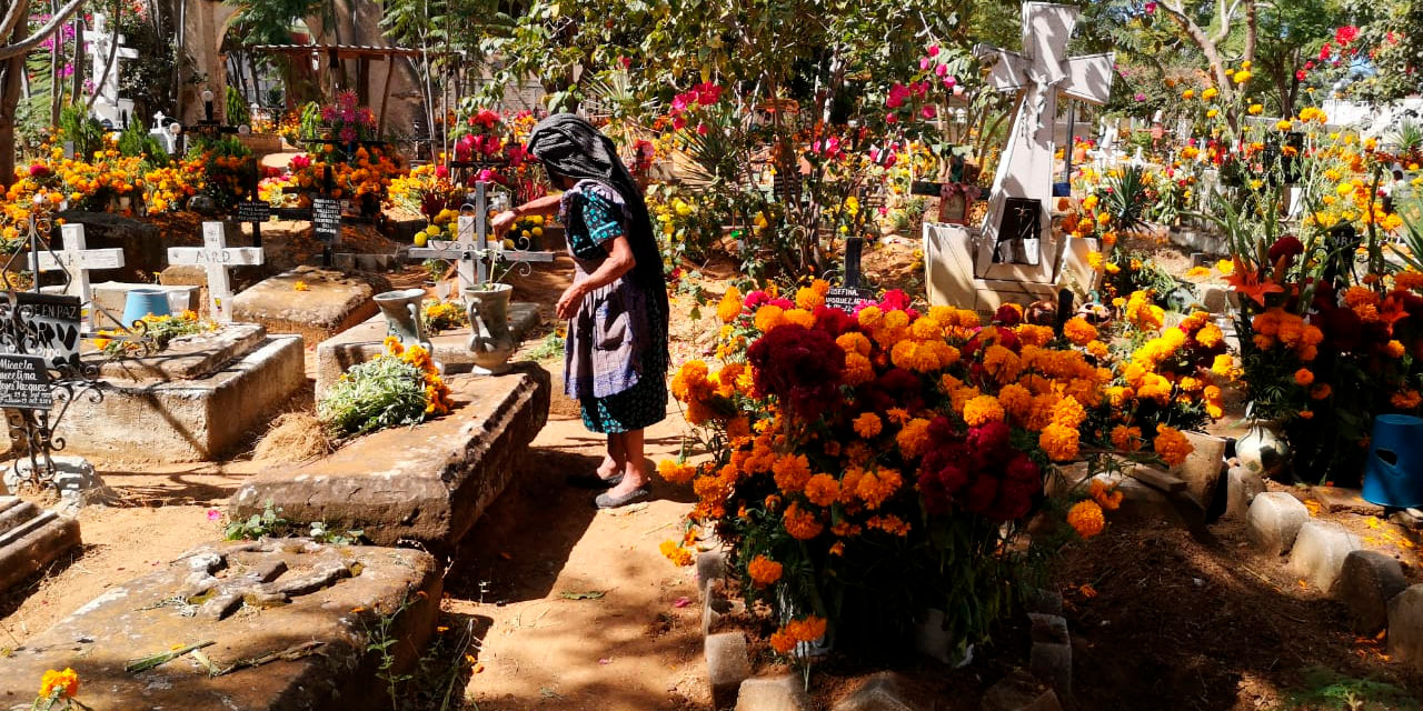Suspende Atzompa su tradicional “alumbrada” de Día de Muertos | El Imparcial de Oaxaca