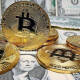 Bitcoin bate nuevo récord de casi 67 mil dólares tras su debut en EFT