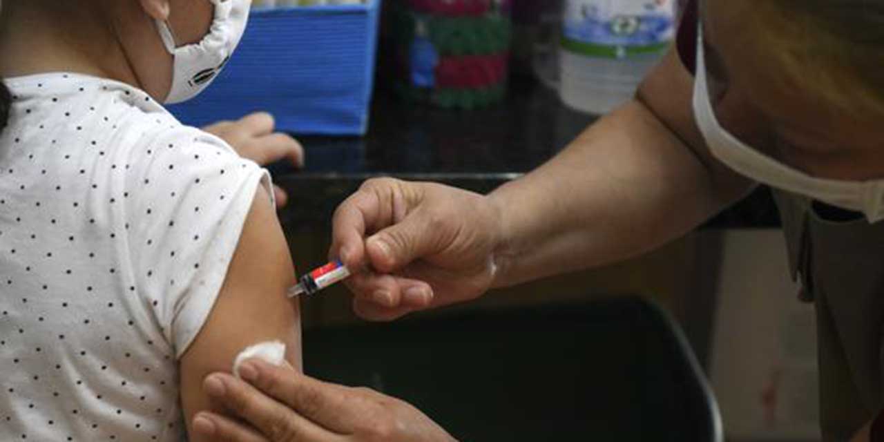 Tras amparos, vacunarán a otros 80 niños oaxaqueños | El Imparcial de Oaxaca