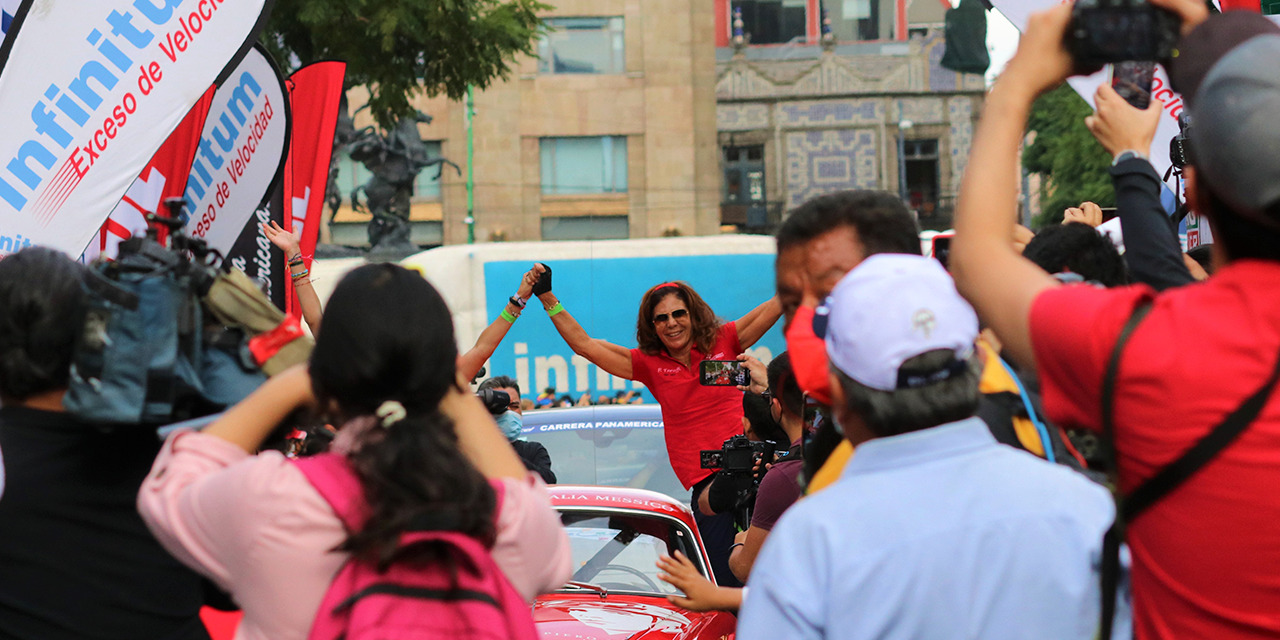 Mujer histórica: Disfruta Taruffi La Panamericana | El Imparcial de Oaxaca