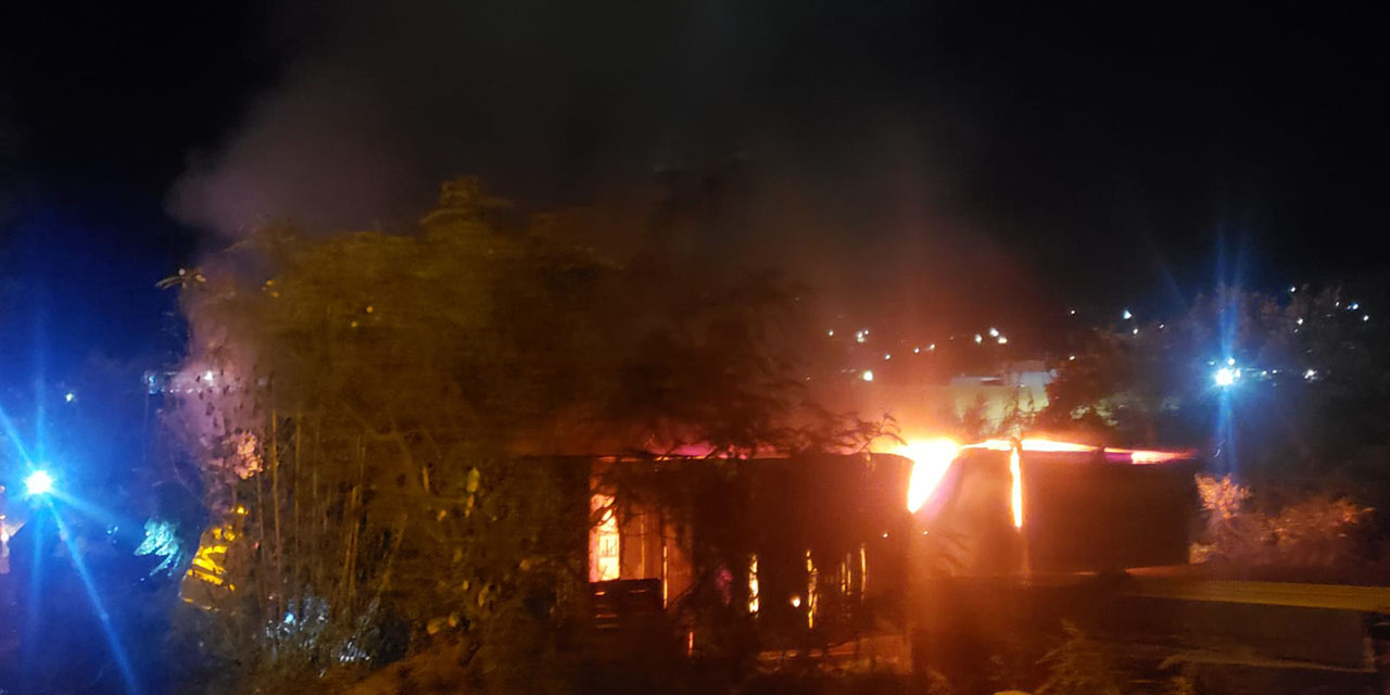 Se incendia humilde vivienda en Viguera | El Imparcial de Oaxaca