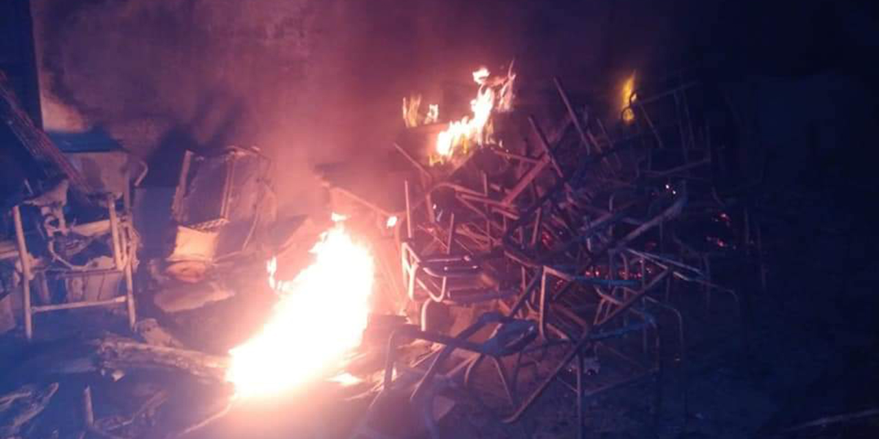 Sofocan incendio  en Conalep 155 | El Imparcial de Oaxaca