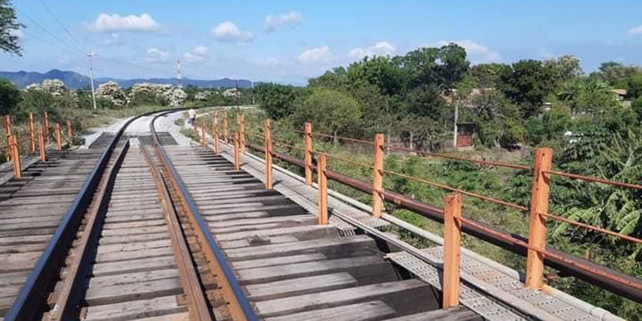 Reportan daños en el puente del ferrocarril | El Imparcial de Oaxaca