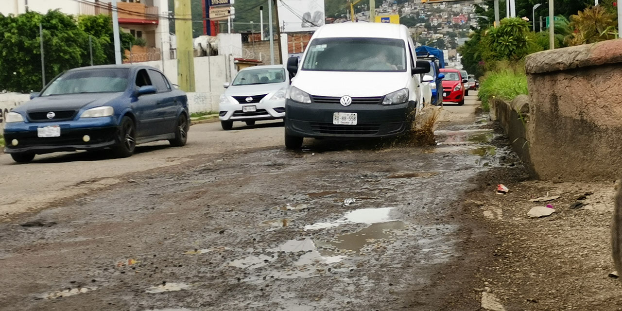 En pésimas condiciones carretera Oaxaca-Zaachila | El Imparcial de Oaxaca En pésimas condiciones carretera Oaxaca-Zaachila | El Imparcial de Oaxaca