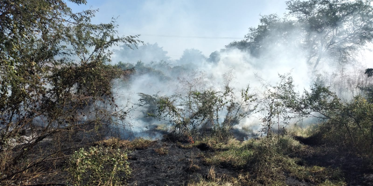 Incendio en ENUFI afecta a vecinos | El Imparcial de Oaxaca
