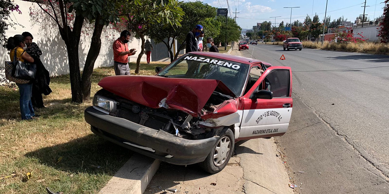 Choque en la carretera federal 190 deja dos lesionados | El Imparcial de Oaxaca