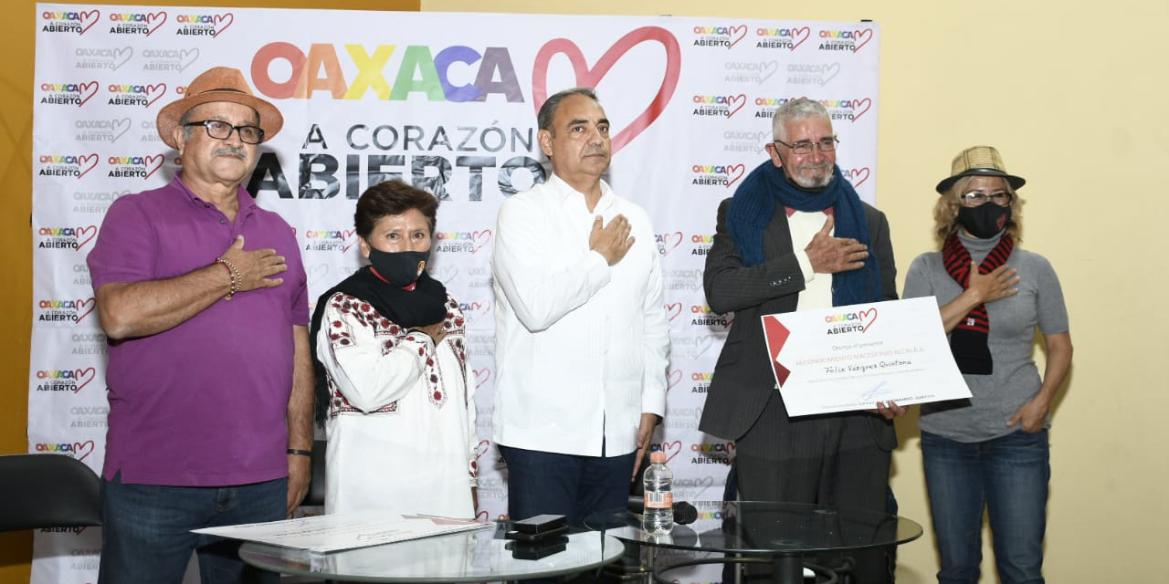 Entrega reconocimientos Alberto Esteva a personas dedicadas a la culturas y al arte | El Imparcial de Oaxaca