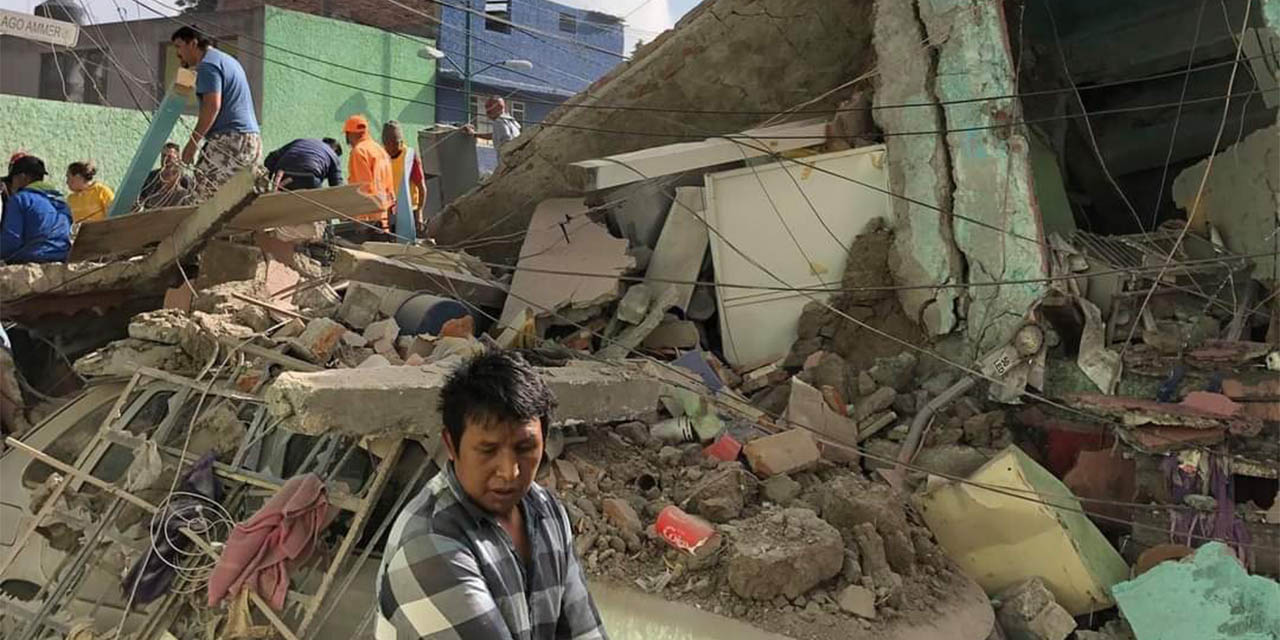 Explosión en CdMx provoca colapso de vivienda; se reportan heridos
