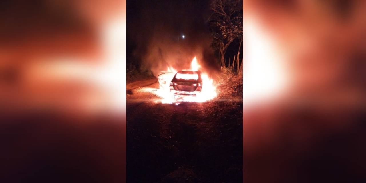 Consume fuego a  taxi de San Matías | El Imparcial de Oaxaca