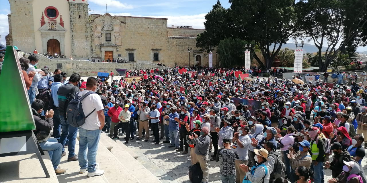 Sindicato y ayuntamiento firman acuerdo; se levanta protesta | El Imparcial de Oaxaca