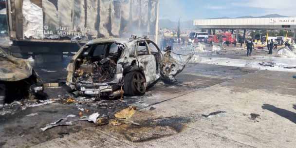 Ubicación y falta de logistica de la plaza de cobros influyeron en el accidente de la México-Puebla | El Imparcial de Oaxaca