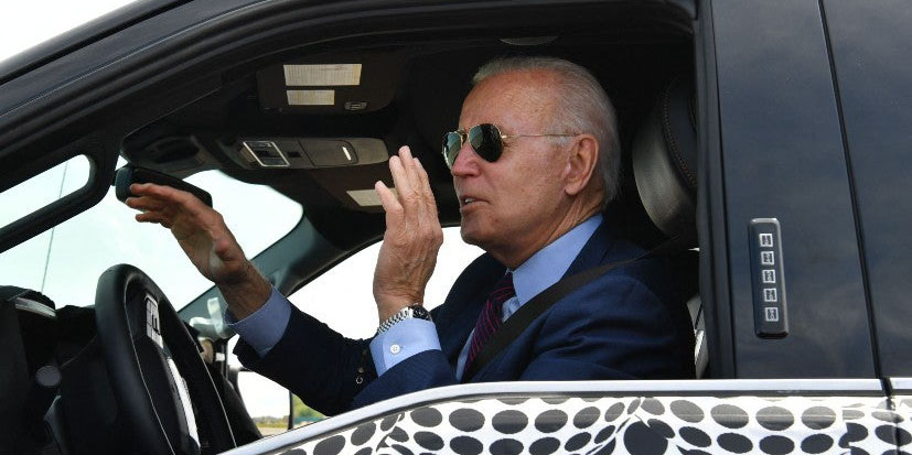 Joe Biden hace prueba de manejo de una Hummer eléctrico al puro estilo de ‘Rápido y Furioso’ | El Imparcial de Oaxaca