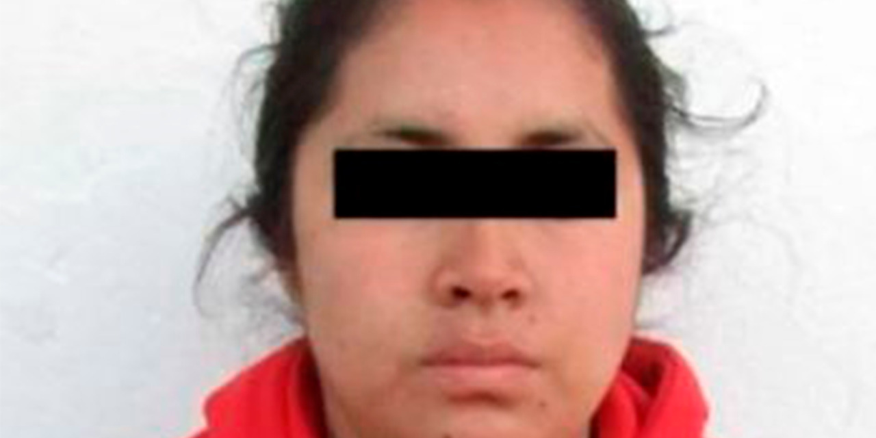 Detienen a mujer que trasladaba el cuerpo de su expareja en la cajuela de su auto | El Imparcial de Oaxaca Detienen a mujer que trasladaba el cuerpo de su expareja en la cajuela de su auto | El Imparcial de Oaxaca