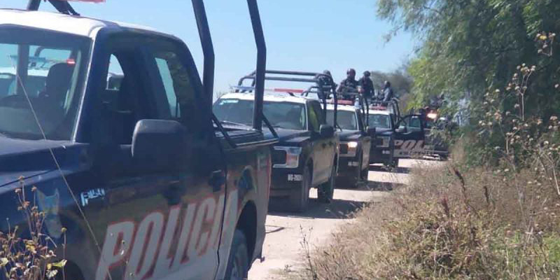 Presuntos huachicoleros apedrean a policías y a seguridad de Pemex en Hidalgo | El Imparcial de Oaxaca