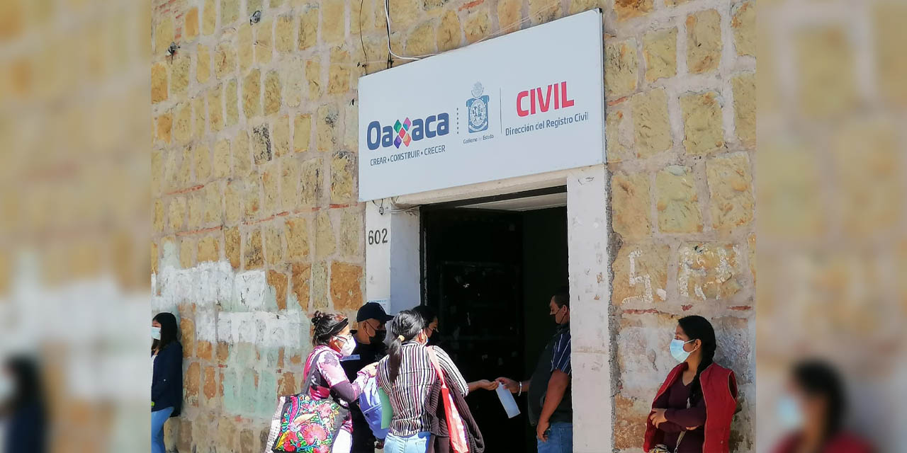 Después de tres semanas, reanudan expedición de actas con hojas valoradas en Registro Civil | El Imparcial de Oaxaca