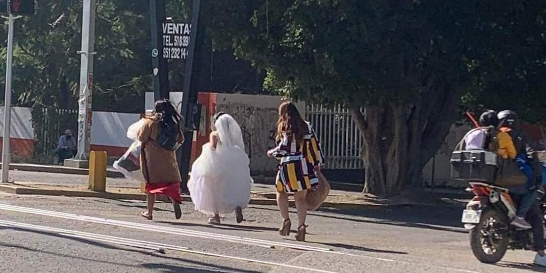 Novia corre riesgo de no llegar al altar por los bloqueos