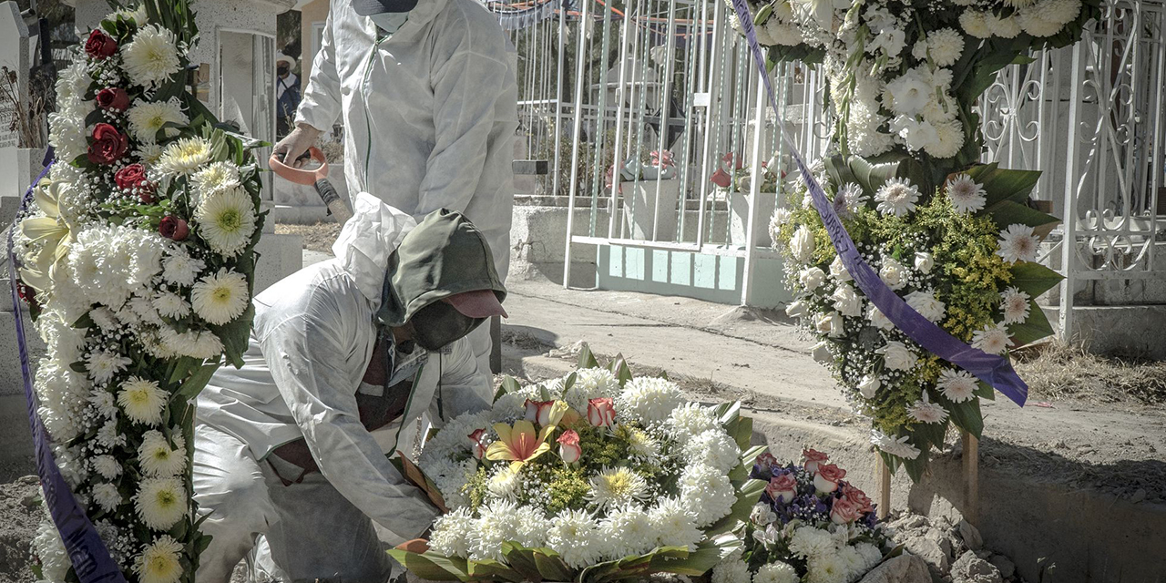 Es 2021 más letal que 2020 en  Oaxaca por muertos de Covid