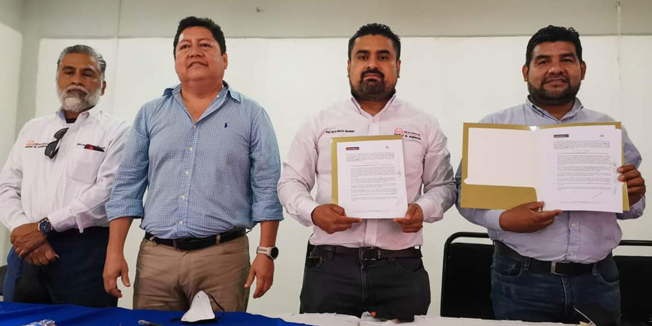 Firman convenio UABJO  y edil electo de Mixtepec | El Imparcial de Oaxaca