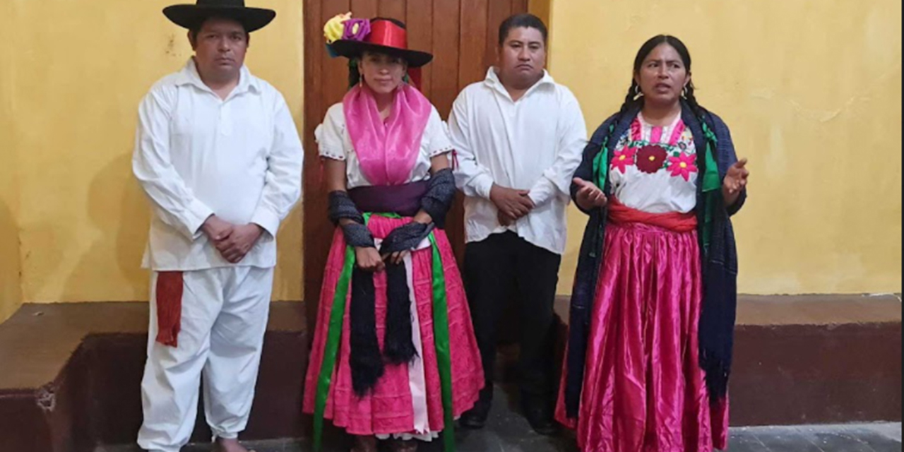 Va Mazaltepec al rescate de  traje típico y lengua materna | El Imparcial de Oaxaca