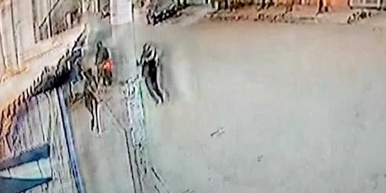 Se opone a ser asaltado y muere acuchillado por pandilleros en Atzompa