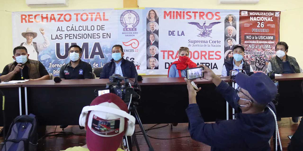 Reciben jubilados de Sección 22 30% menos de pensión