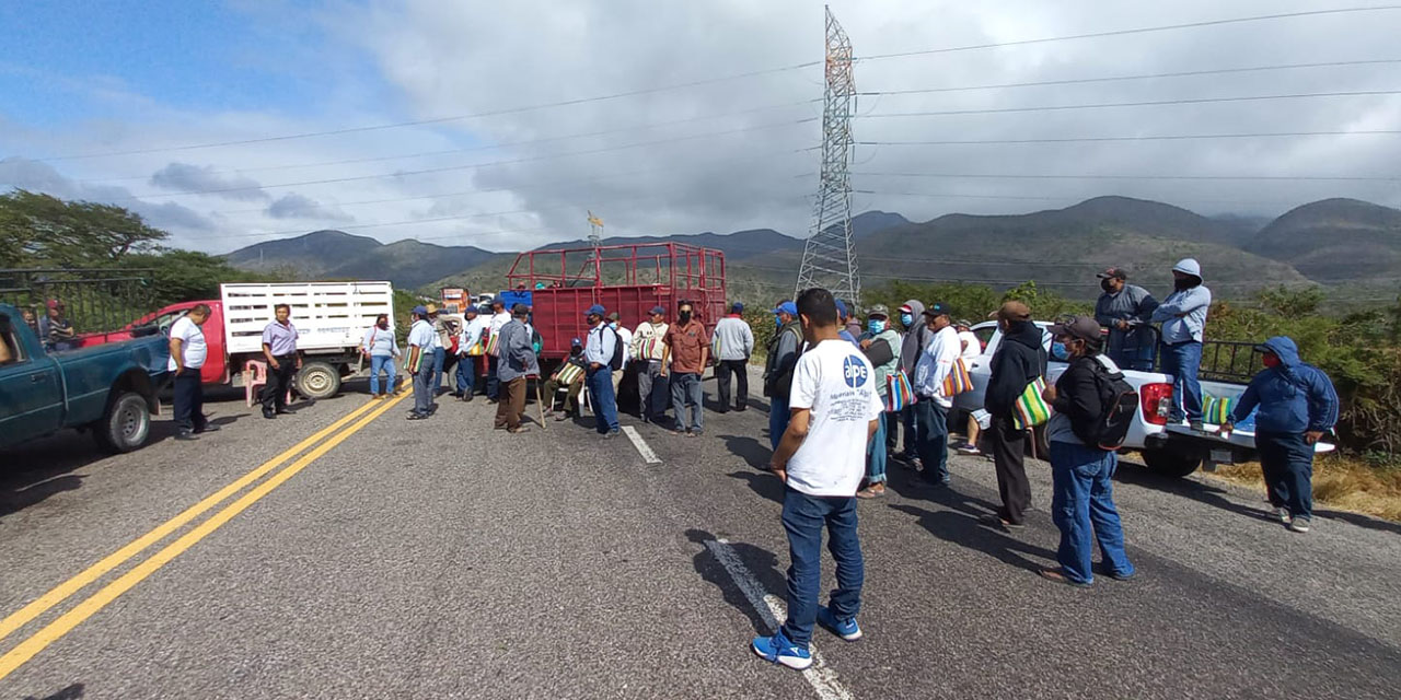 Pescadores huaves bloquean  las vías federales en el Istmo | El Imparcial de Oaxaca