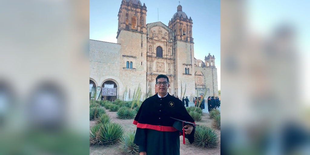 Culmina Karlos Santiago con éxito su maestría | El Imparcial de Oaxaca