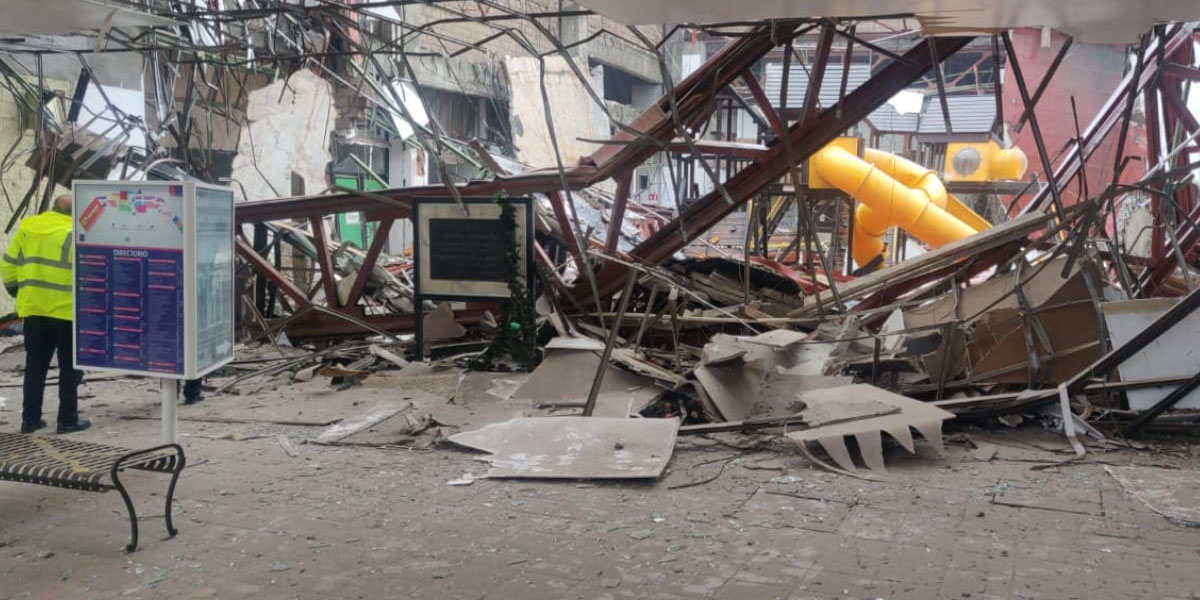 VIDEO: ¡Momento exacto en el que colapsó el techo de un centro comercial! | El Imparcial de Oaxaca