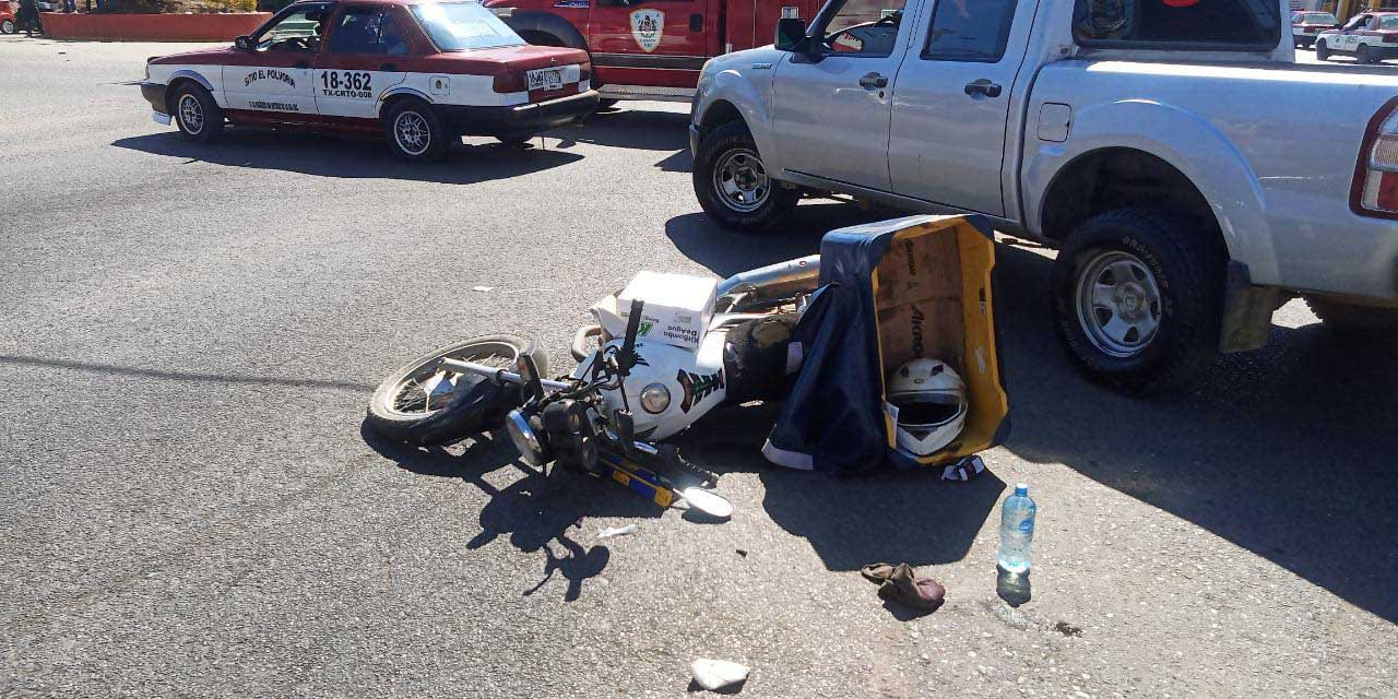 ¡Motociclista arrolla  brutalmente a peatón! | El Imparcial de Oaxaca