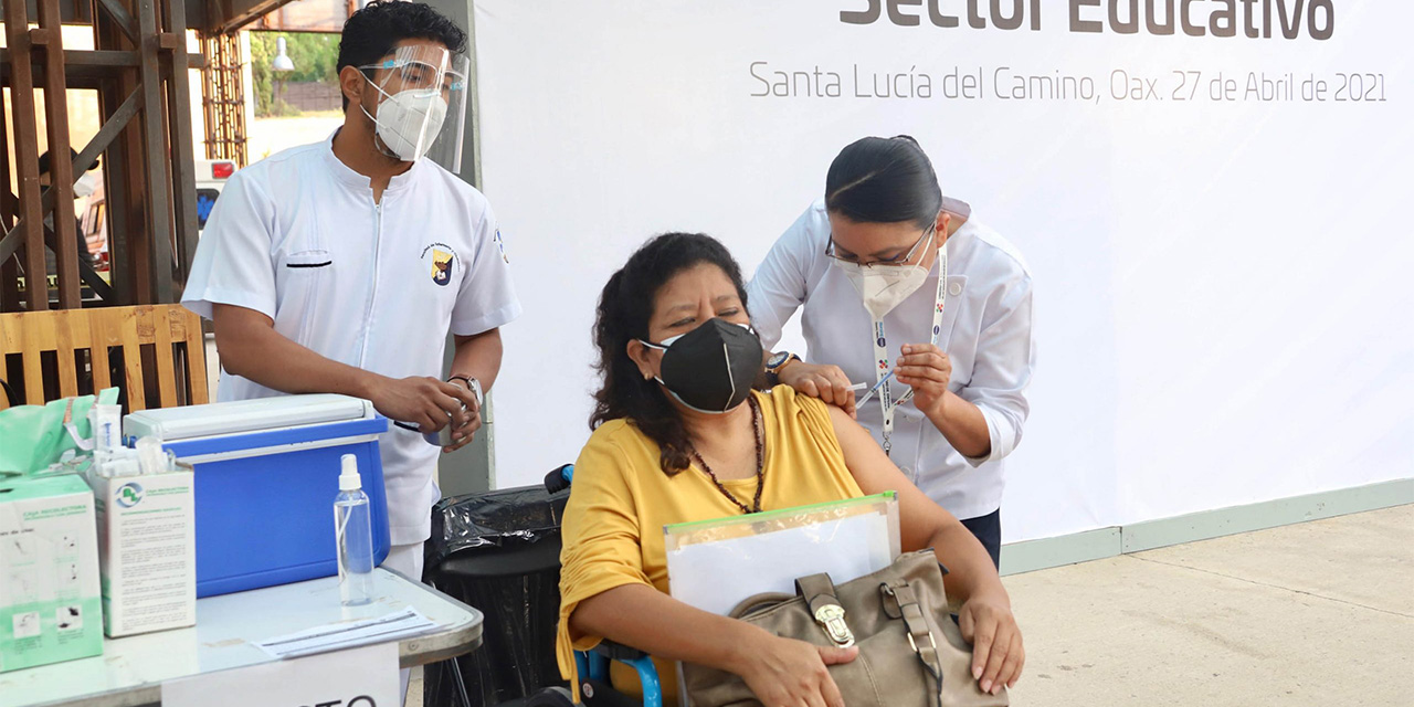Alistan vacunación para personal docente del 12 a 15 de enero | El Imparcial de Oaxaca
