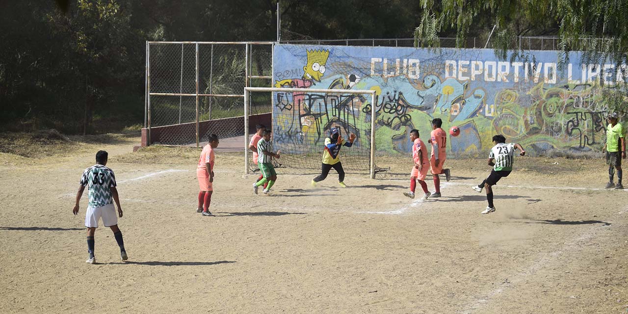 Van por la sexta jornada de la Liga de Futbol 6 | El Imparcial de Oaxaca