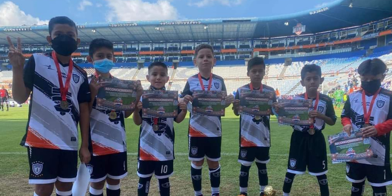 ¡Orgullo oaxaqueño! Triunfa en Pachuca niño futbolista de Pinotepa | El Imparcial de Oaxaca