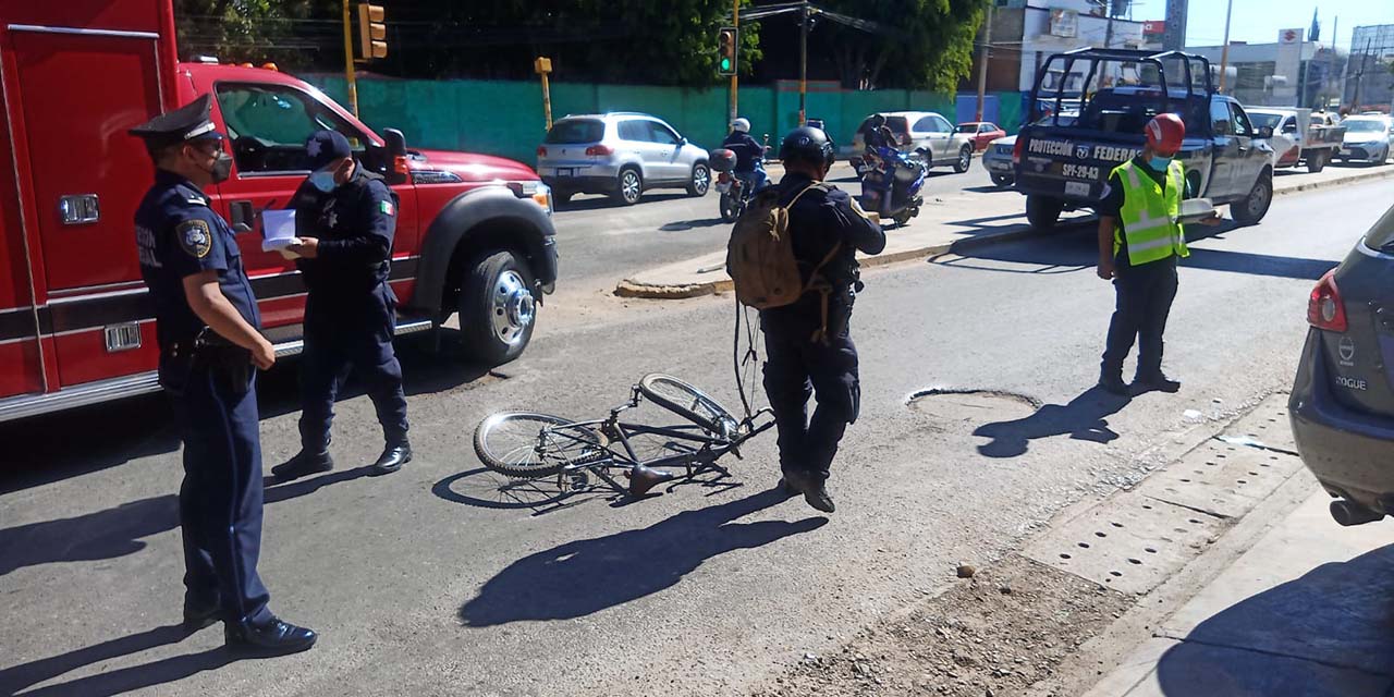 Ciclista sufre graves lesiones tras ser arrollado en avenida Universidad