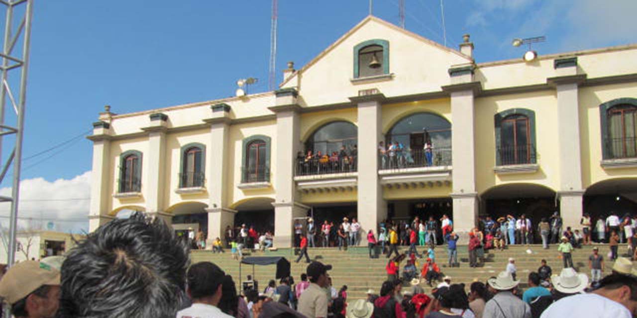 Rehabilitan el interior del palacio municipal de Huautla | El Imparcial de Oaxaca