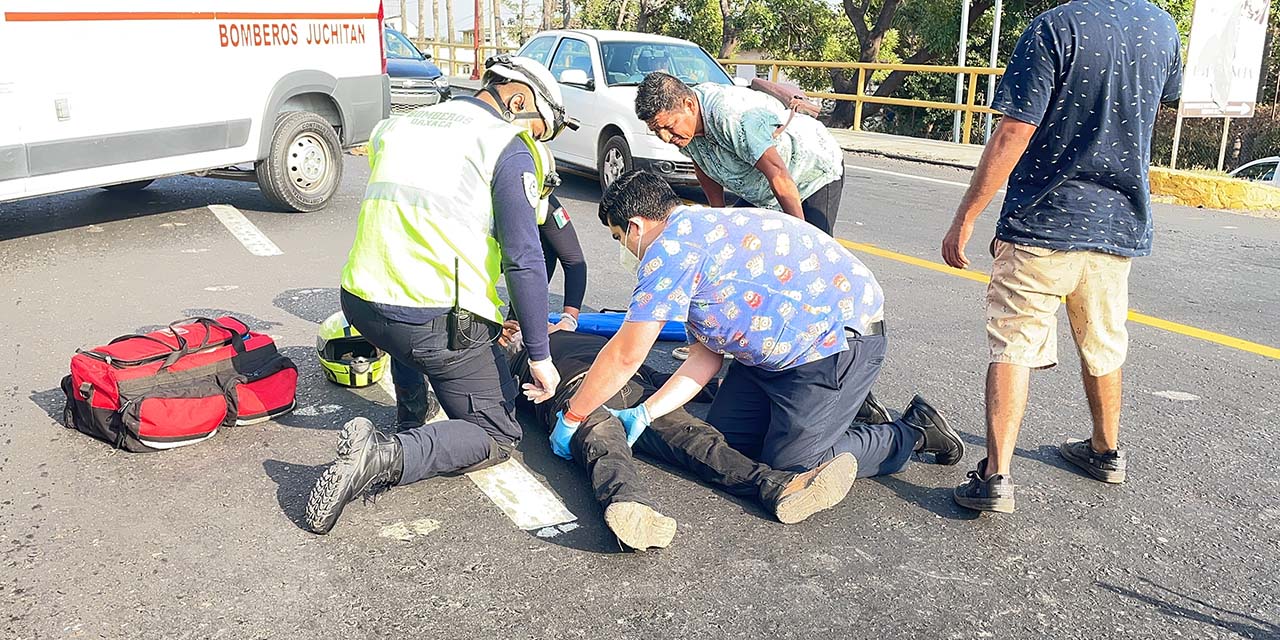 Derrapa en su moto; termina en el hospital | El Imparcial de Oaxaca