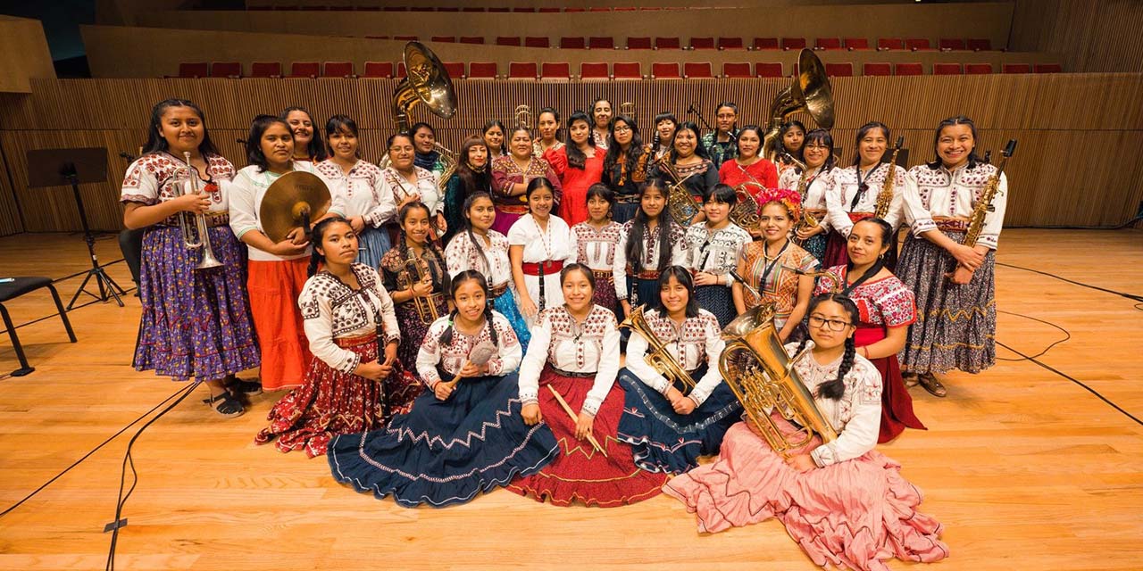 Mon Laferte y Mujeres del Viento Florido estrenan el videoclip “Te vi” | El Imparcial de Oaxaca